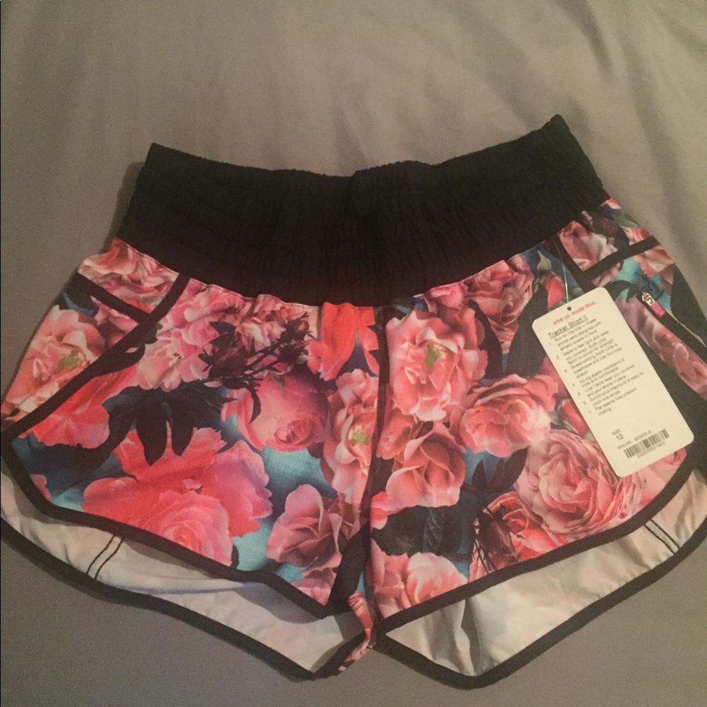 NWT Lululemon Tracker Short. Size 12